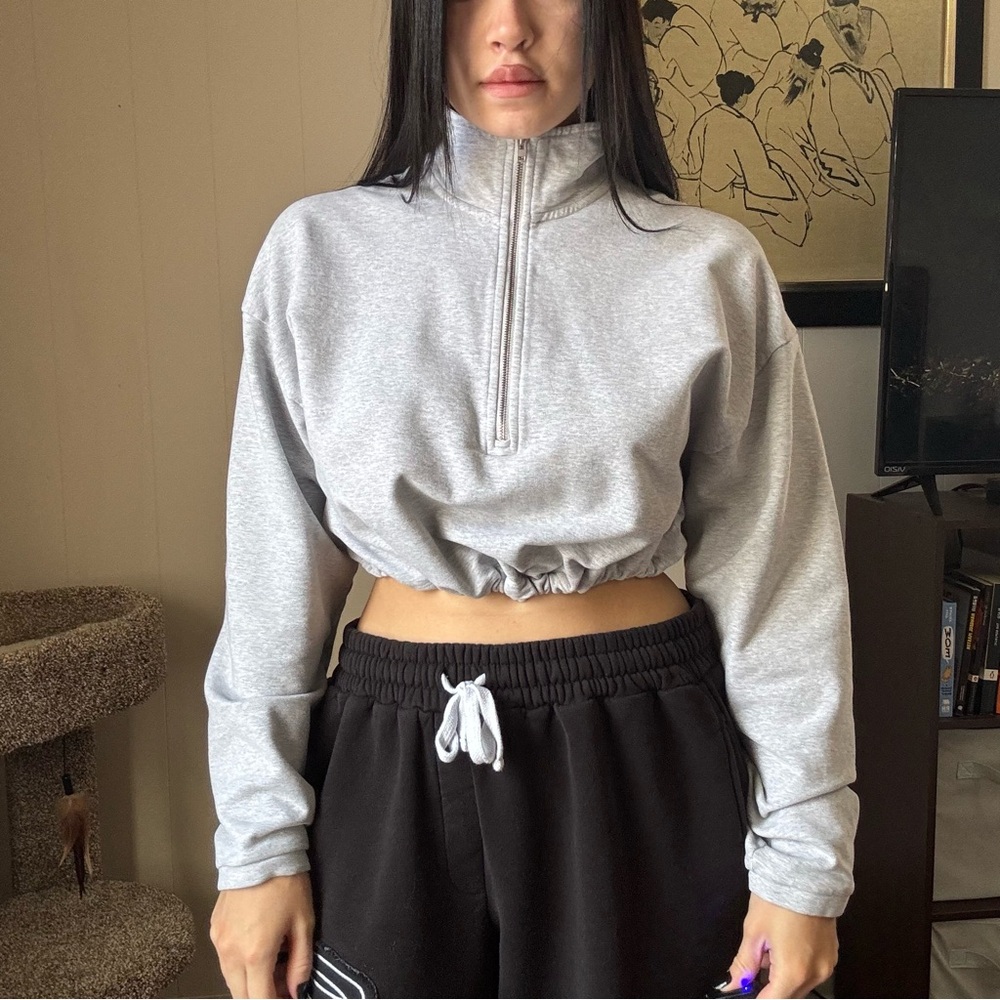 Aritzia The Group Babaton Cropped Quarter-Zip Sweatshirt